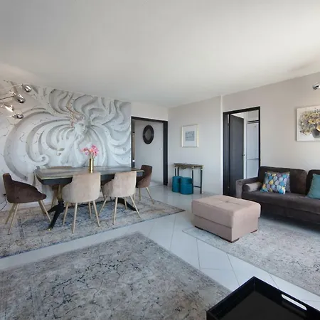 Panoramic View, 2 Bedroom, Monaco,riviera, Parking Apartment Beausoleil