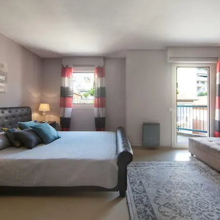 Panoramic View, 2 Bedroom, Monaco,riviera, Parking 博索莱伊
