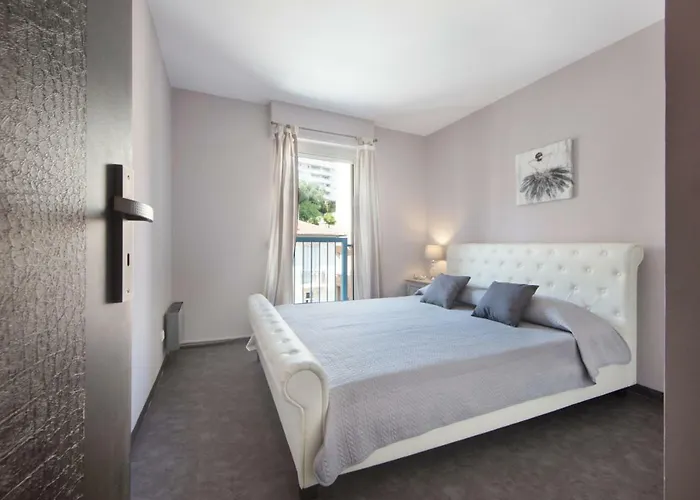 Panoramic View, 2 Bedroom, Monaco,riviera, Parking شقة *