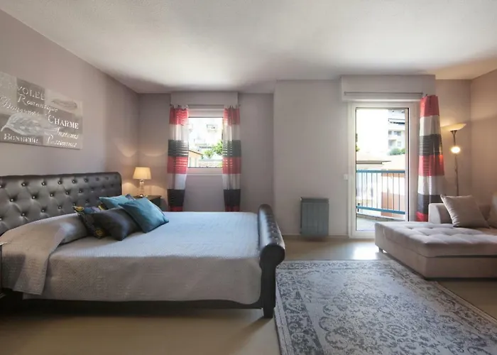 Panoramic View, 2 Bedroom, Monaco,riviera, Parking بوزولي