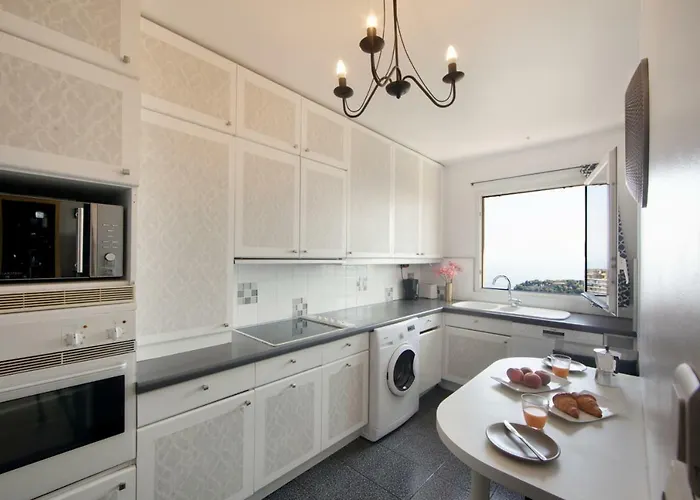 Panoramic View, 2 Bedroom, Monaco,riviera, Parking *
